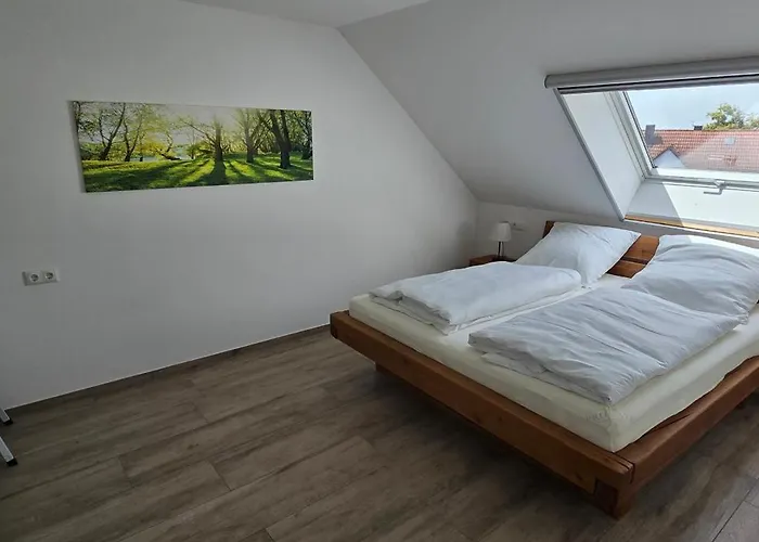 Moderne 3 Zimmer Wohnung Panorama Mit Grossem Balkon Fuer 4Personen Inklusive Wifi Und Parkplatz