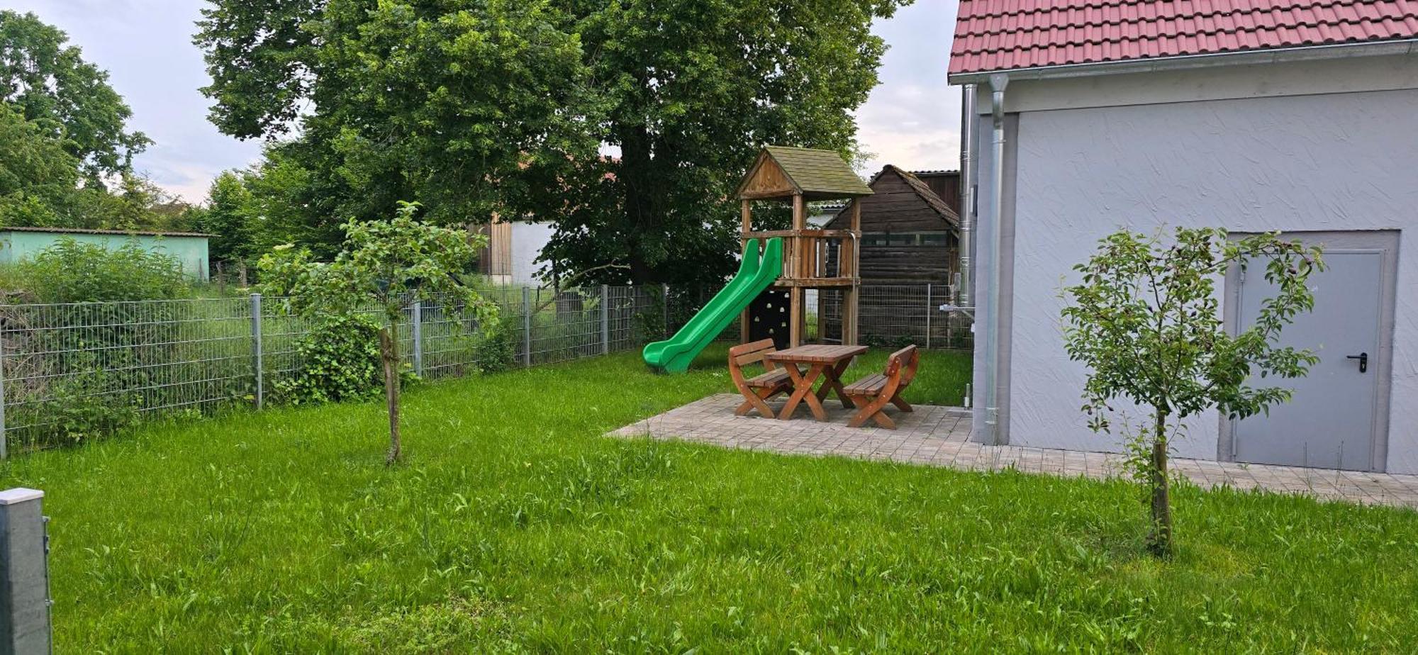 Moderne 3 Panorama Mit Grossem Balkon Fuer 4personen Inklusive Wifi Und Parkplatz *